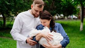 Что подарить сестре на выписку из роддома в Reserved
