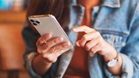 Как открыть слот для SIM-карты на различных устройствах в Reserved
